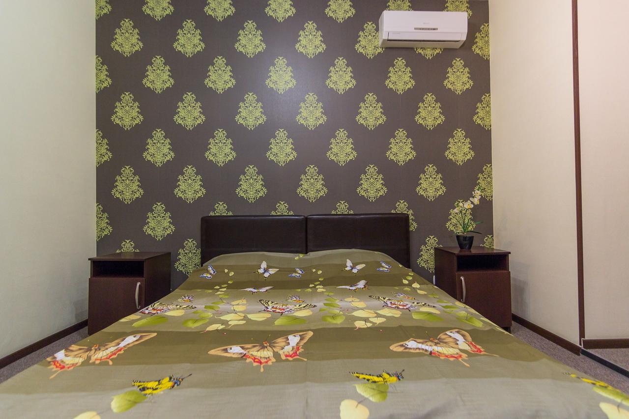 Siesta Hotel Charkiv Esterno foto