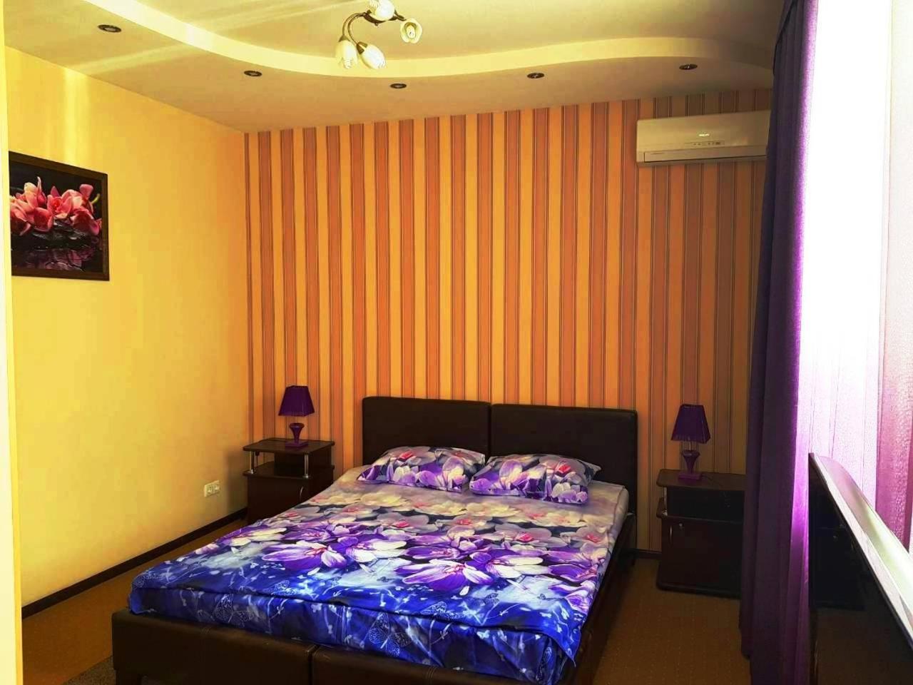 Siesta Hotel Charkiv Esterno foto