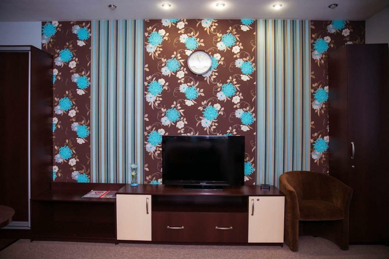 Siesta Hotel Charkiv Esterno foto